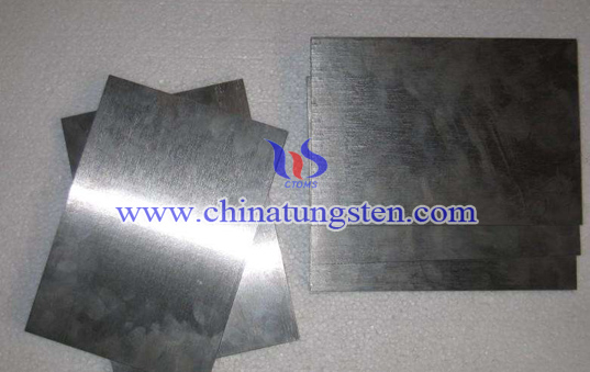 Placas de carboneto de tungstênio foto